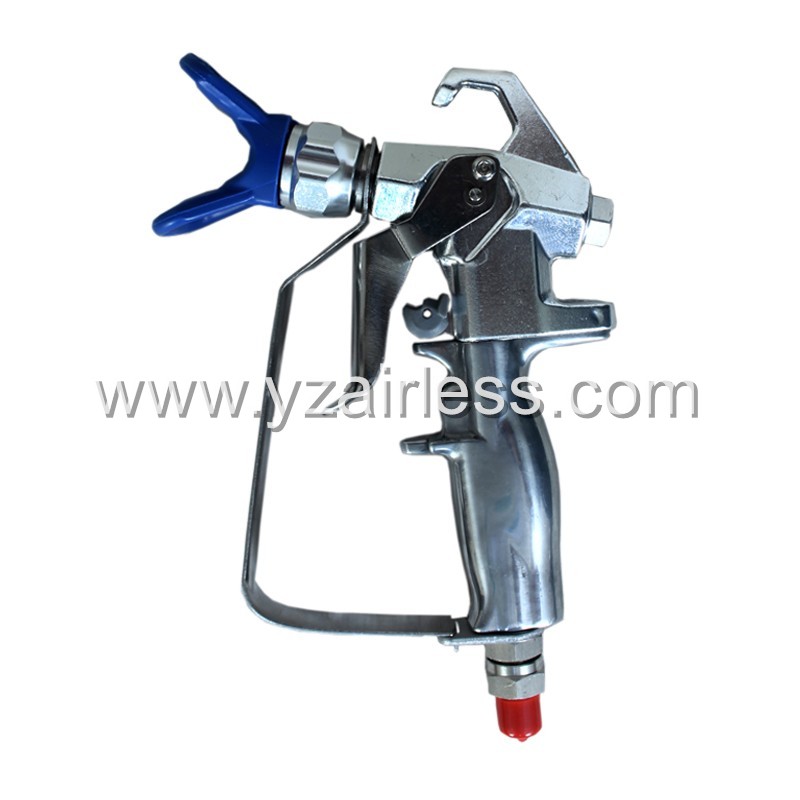 Contractor airless spray gun for paint sprayer